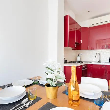 Imperium Deluxe - 300mt To Metro B, 3 Bedrooms, Panoramic View, A-c Apartment *