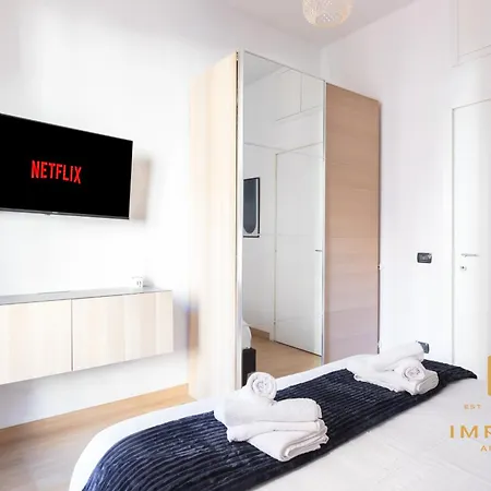 Imperium Deluxe - 300mt To Metro B, 3 Bedrooms, Panoramic View, A-c Rome