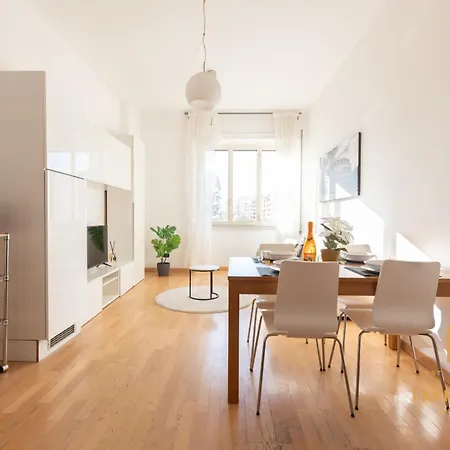 Imperium Deluxe - 300mt To Metro B, 3 Bedrooms, Panoramic View, A-c