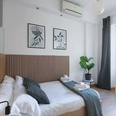 Imperium Deluxe - 300mt To Metro B, 3 Bedrooms, Panoramic View, A-c Apartment Rome