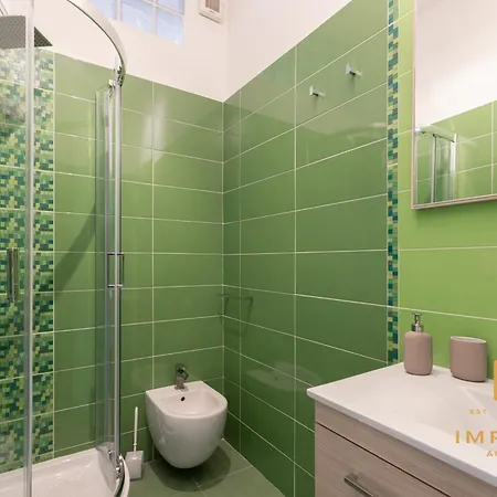 Imperium Deluxe - 300mt To Metro B, 3 Bedrooms, Panoramic View, A-c Rome