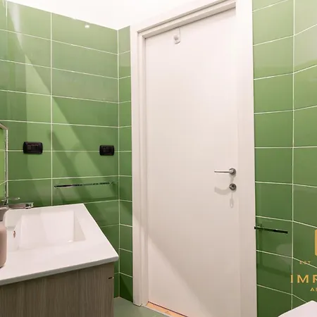Imperium Deluxe - 300mt To Metro B, 3 Bedrooms, Panoramic View, A-c Apartment