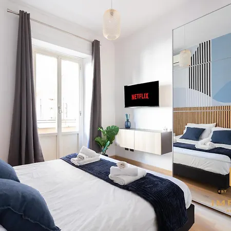 Imperium Deluxe - 300mt To Metro B, 3 Bedrooms, Panoramic View, A-c Apartment *