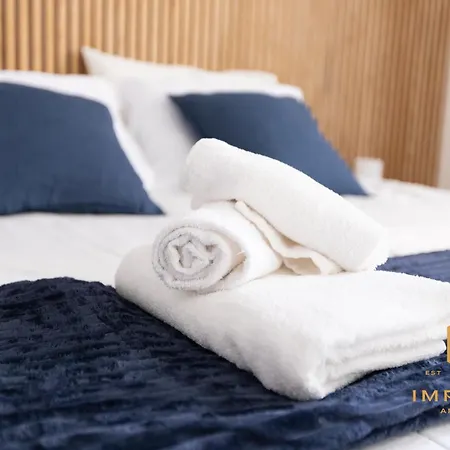 Imperium Deluxe - 300mt To Metro B, 3 Bedrooms, Panoramic View, A-c *